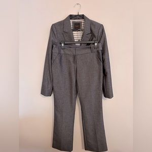 The Limited Suit, charcoal blazer (small) and suit pants (size 6). Lightly worn